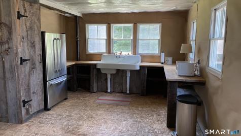 6 Renda Street New Fairfield CT 06812