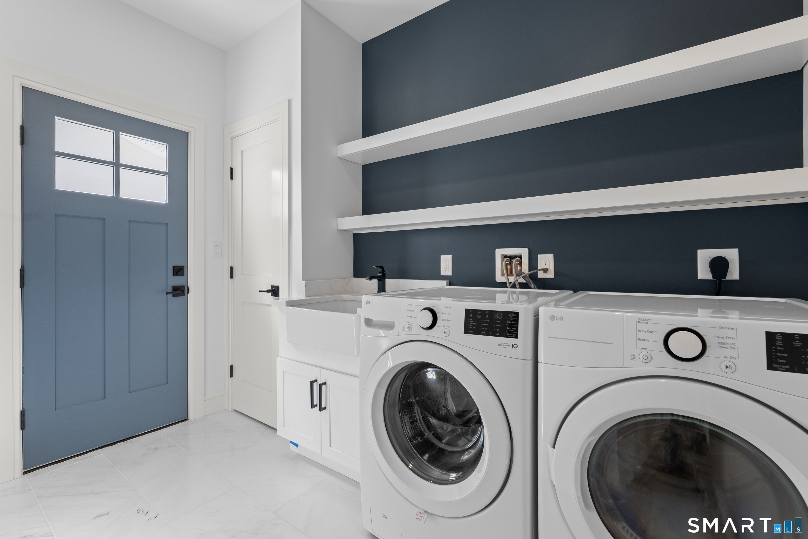 23-1 Heritage Road East Lyme CT 06333