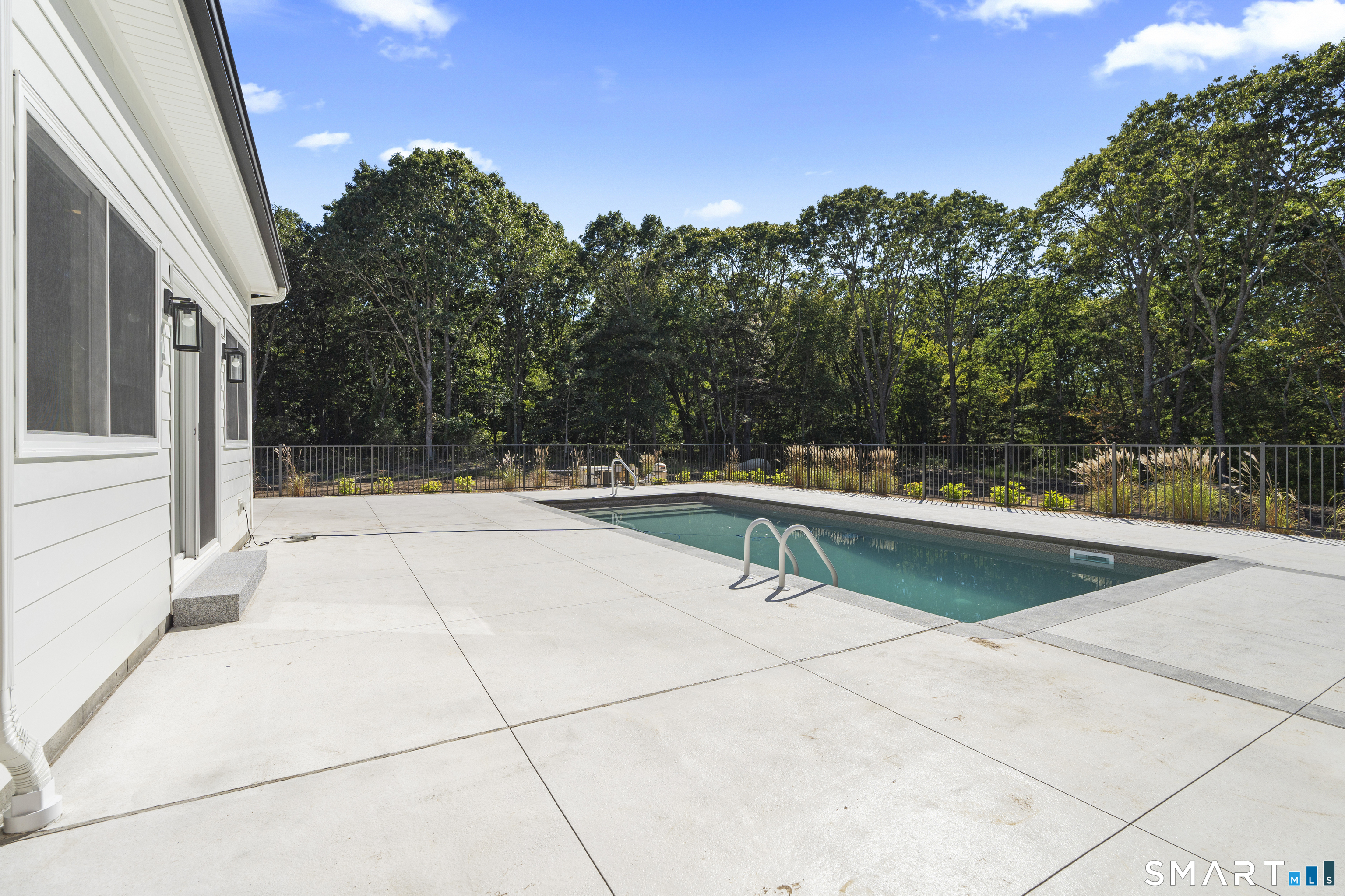 23-1 Heritage Road East Lyme CT 06333