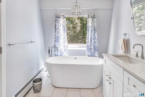 16 Alpine Road Trumbull CT 06611