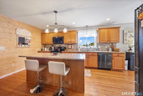 210 Martha Way Thomaston CT 06787