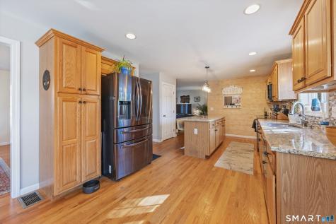 210 Martha Way Thomaston CT 06787