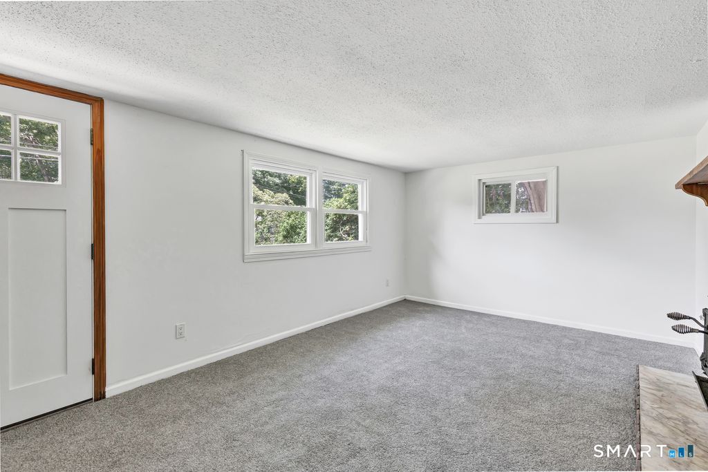 72 Stendahl Drive Shelton CT 06484