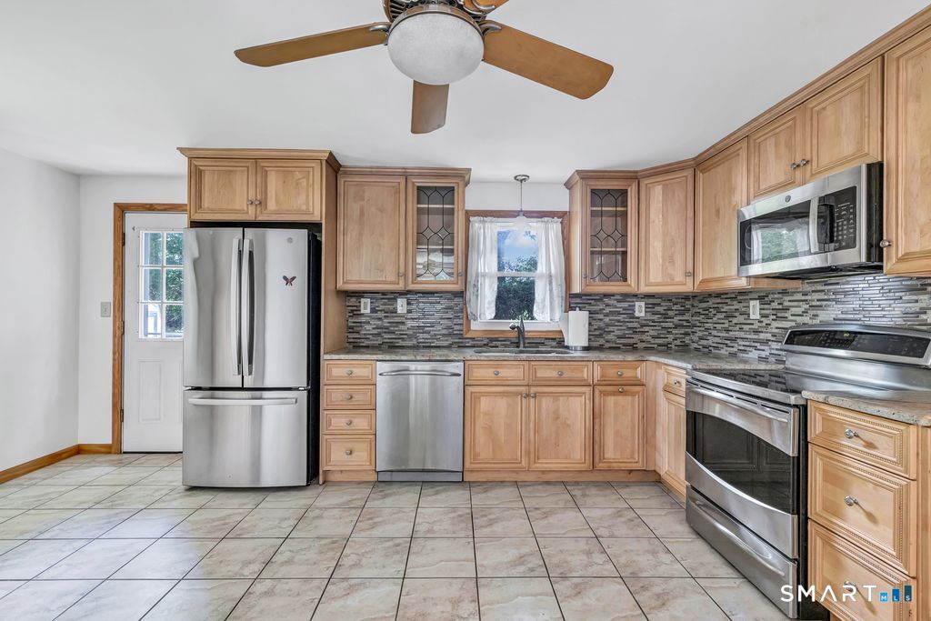 72 Stendahl Drive Shelton CT 06484
