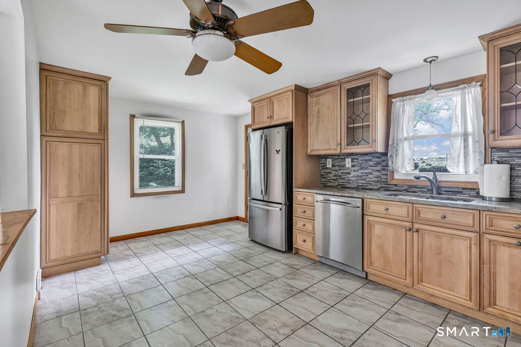 72 Stendahl Drive Shelton CT 06484