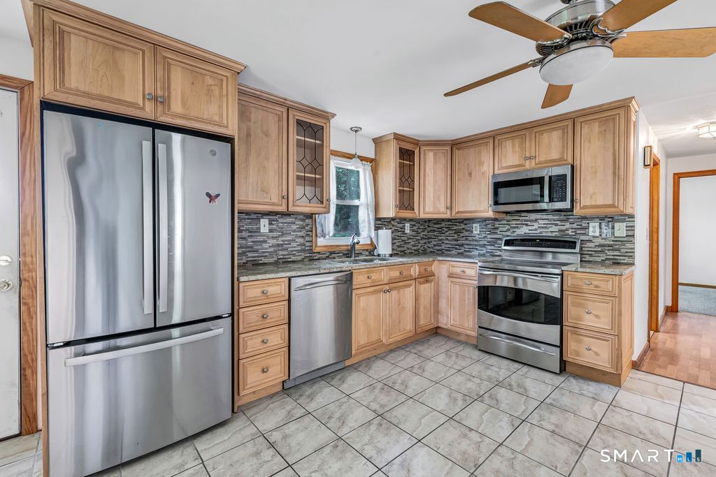 72 Stendahl Drive Shelton CT 06484