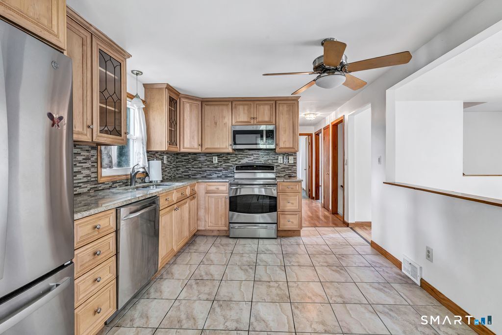 72 Stendahl Drive Shelton CT 06484