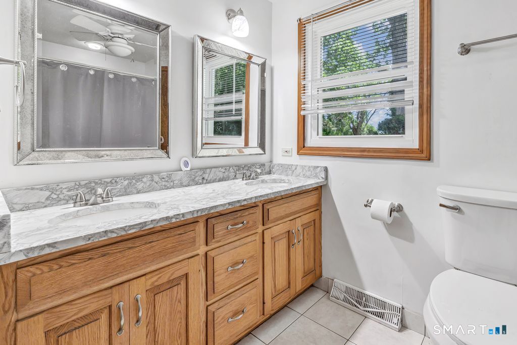 72 Stendahl Drive Shelton CT 06484