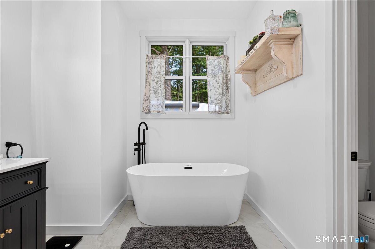 4 Newberry Street Haddam CT 06441