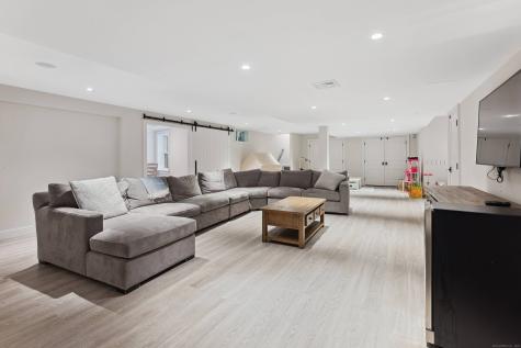 2 Sparrow Lane Greenwich CT 06830