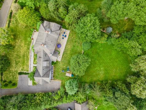2 Sparrow Lane Greenwich CT 06830