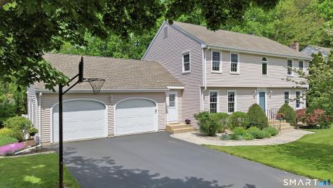 480 Quarry Brook Drive South Windsor CT 06074