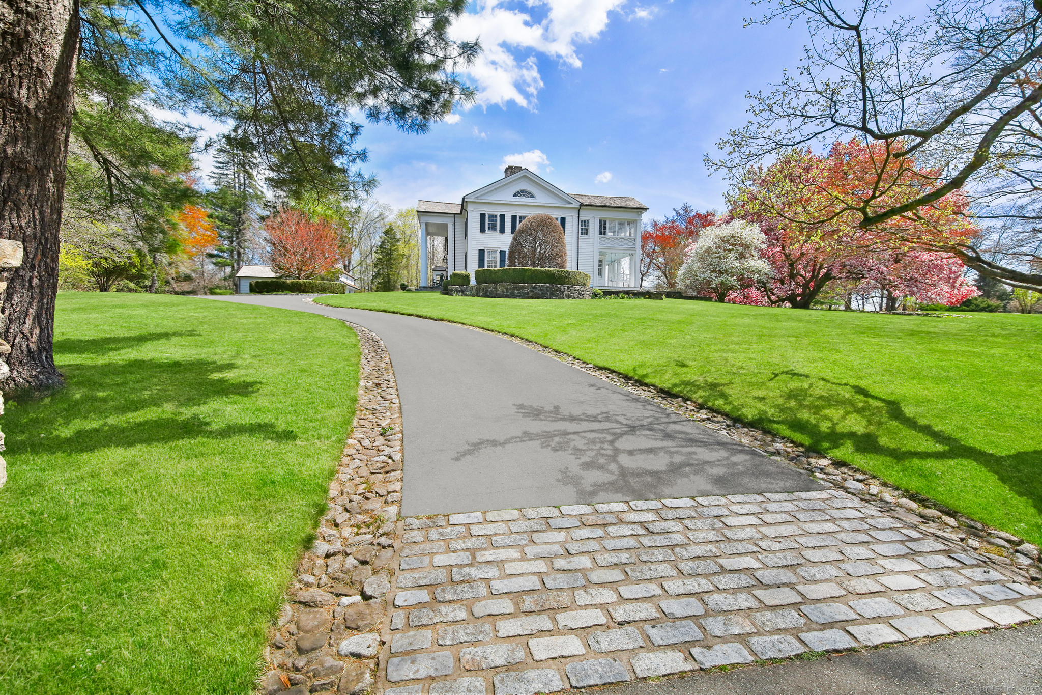 1191 Oenoke Ridge New Canaan CT 06840