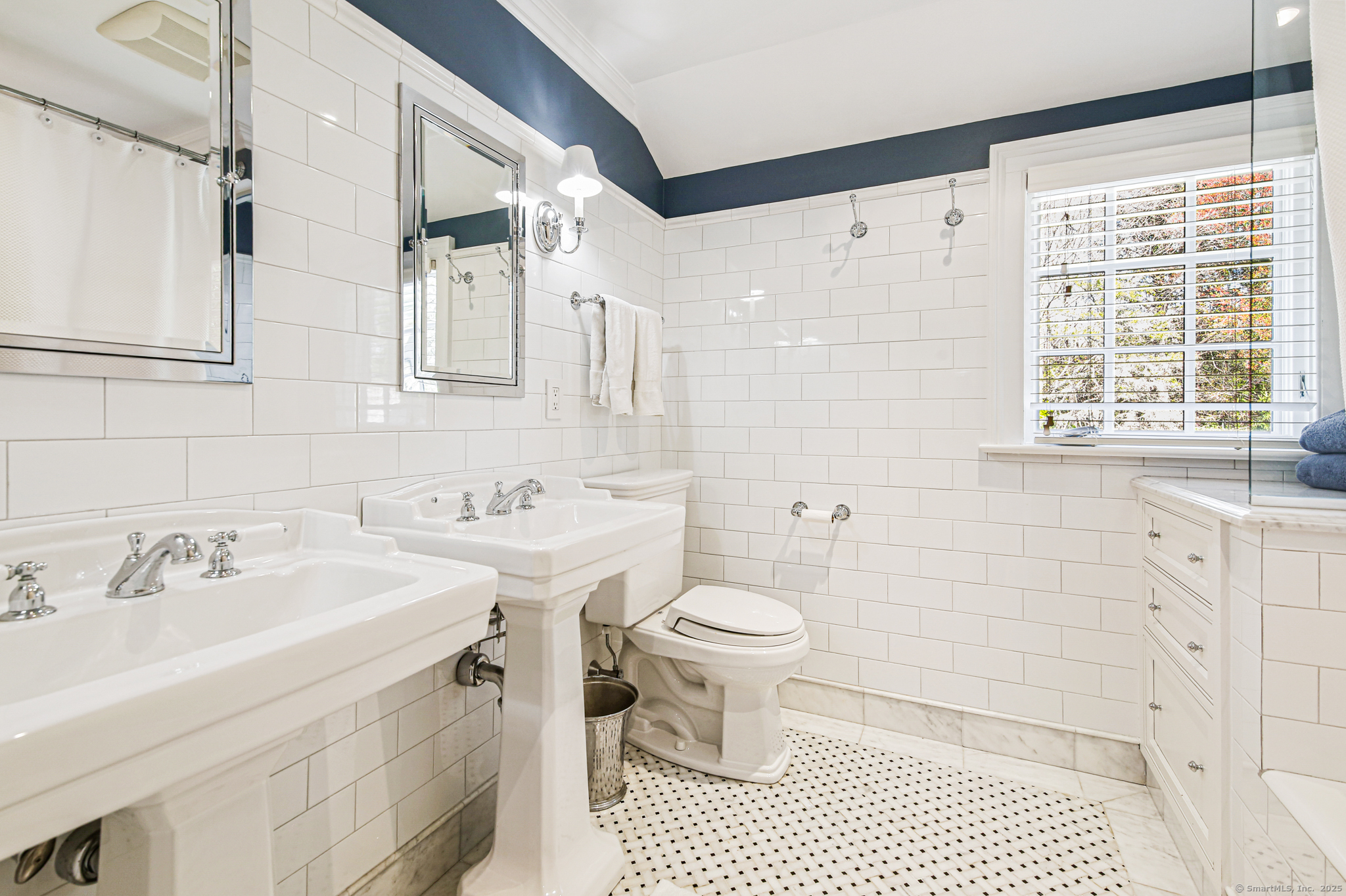 1191 Oenoke Ridge New Canaan CT 06840
