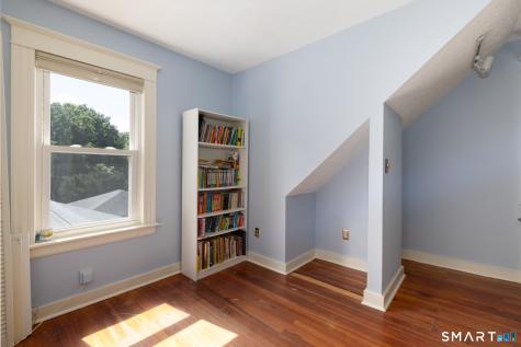 61 Oakland Road Southington CT 06489