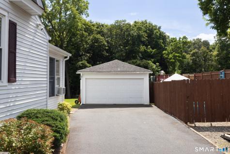 61 Oakland Road Southington CT 06489