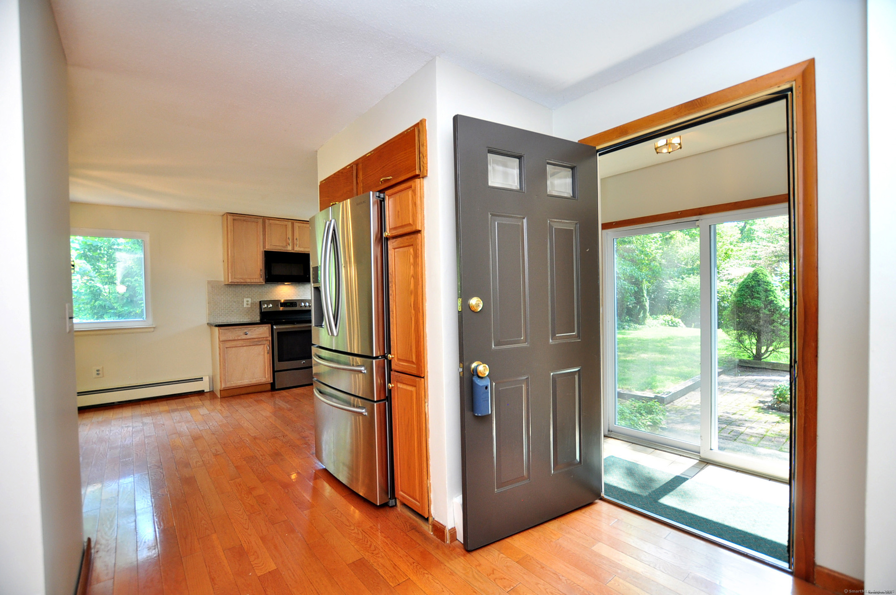 94 Clubhouse Road Windsor CT 06095