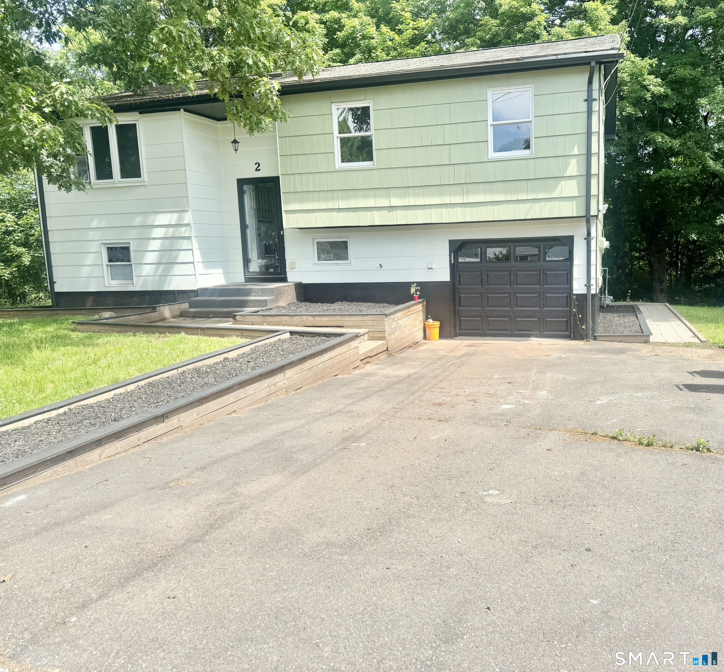 2 Heather Road Hamden CT 06518