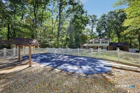 31 Granite Drive Norwalk CT 06850