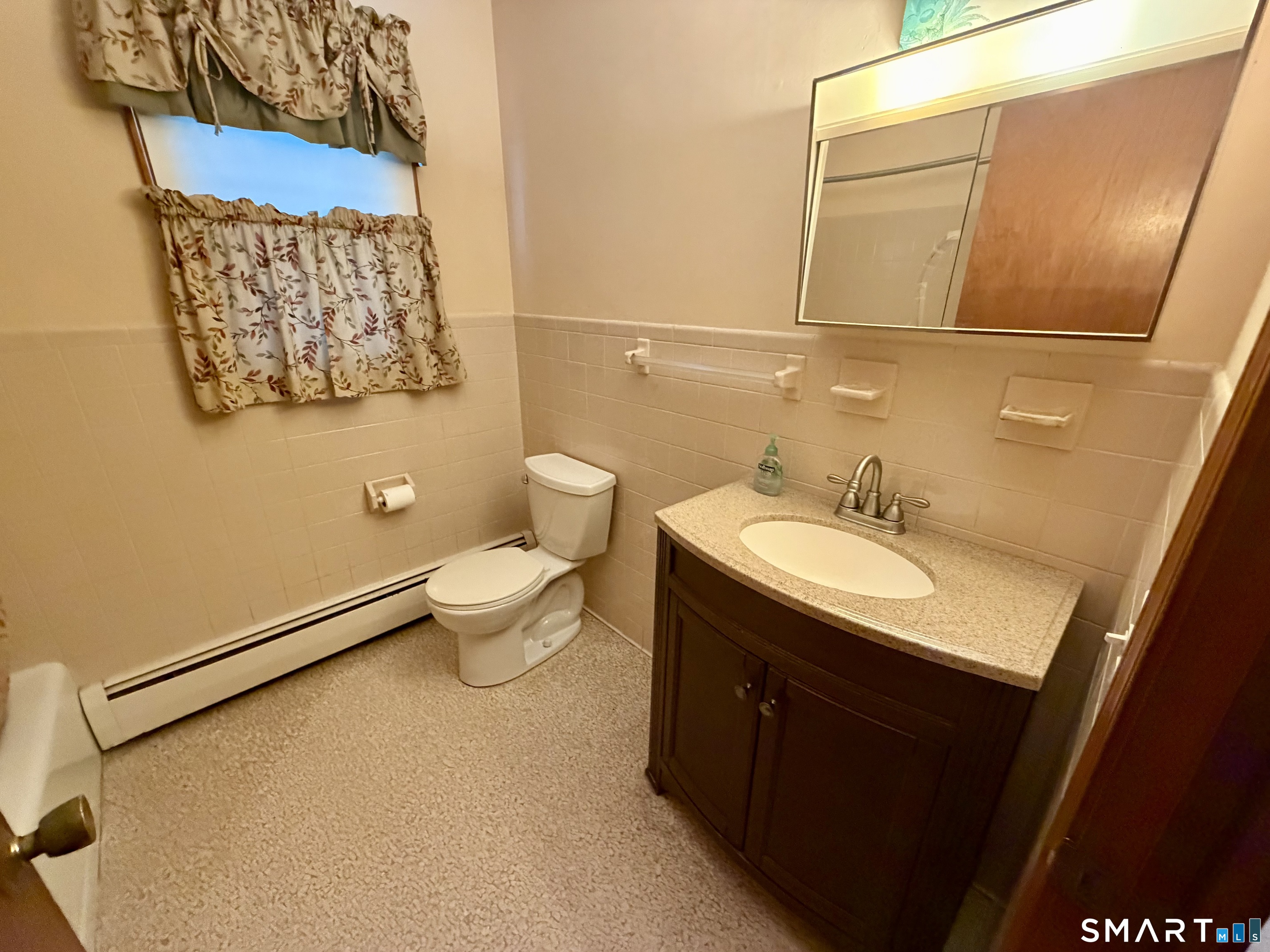 1130-R Blue Hills Avenue Bloomfield CT 06002