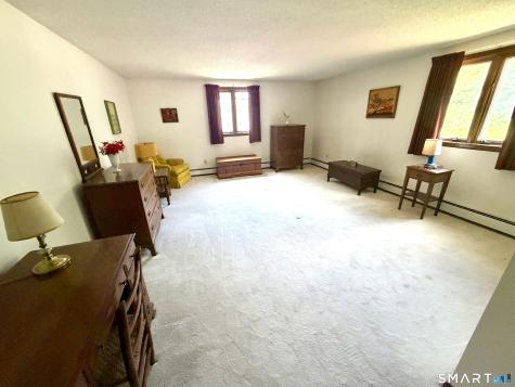 1130-R Blue Hills Avenue Bloomfield CT 06002