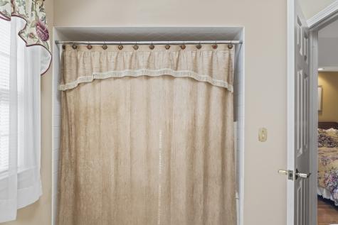 2 Sutherland Drive Newtown CT 06482