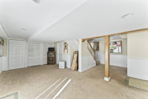 2 Sutherland Drive Newtown CT 06482