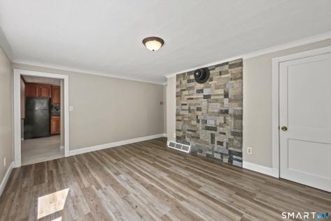 647 Willis Street Bristol CT 06010