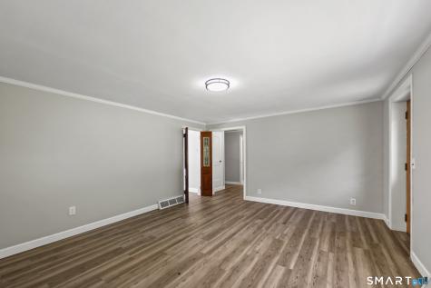 647 Willis Street Bristol CT 06010