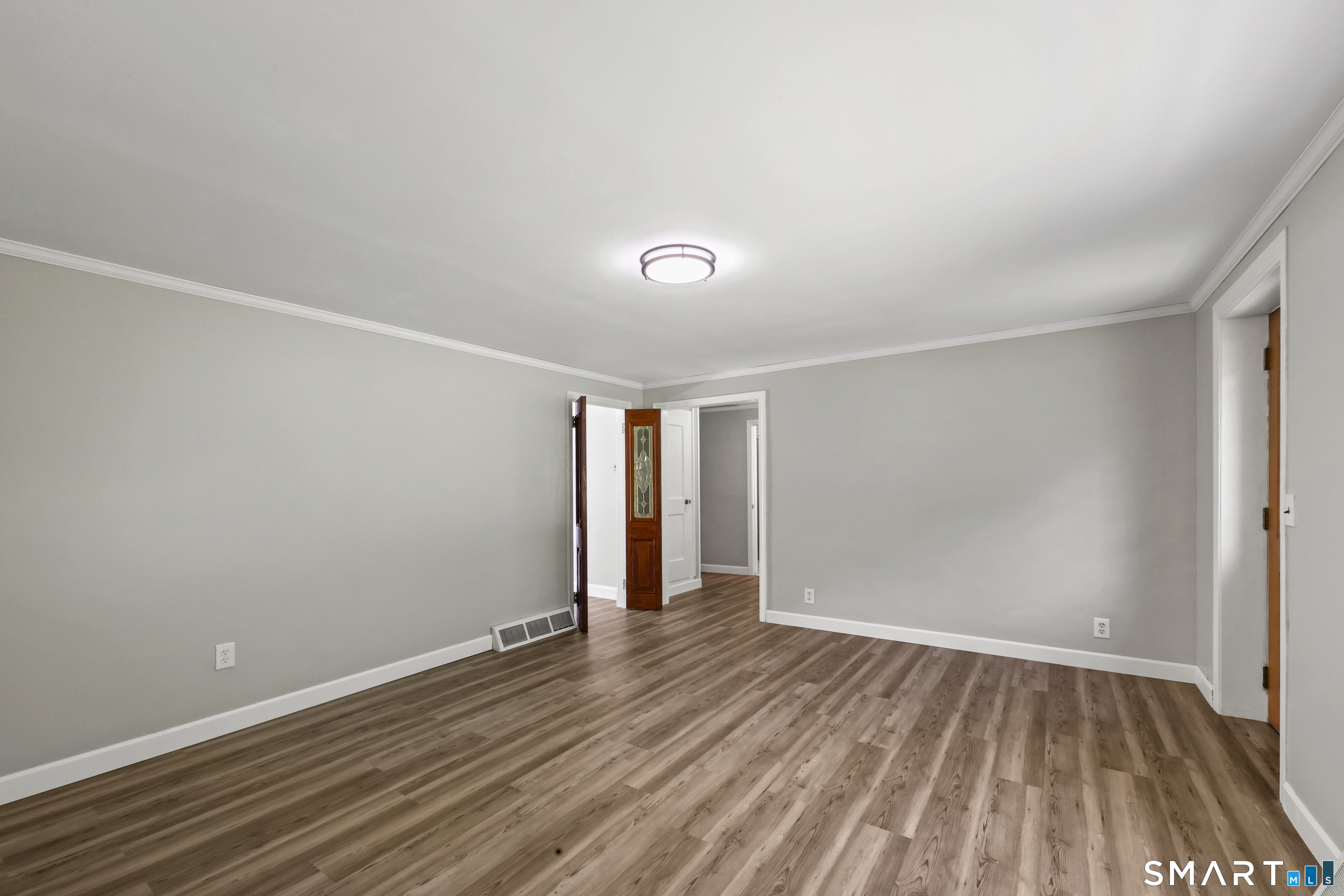 647 Willis Street Bristol CT 06010