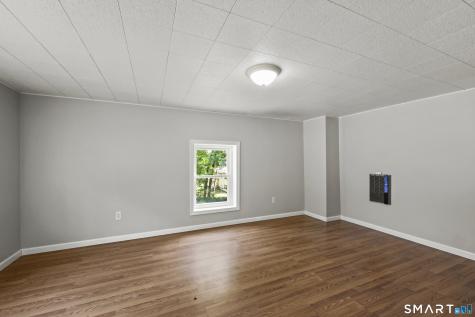 647 Willis Street Bristol CT 06010
