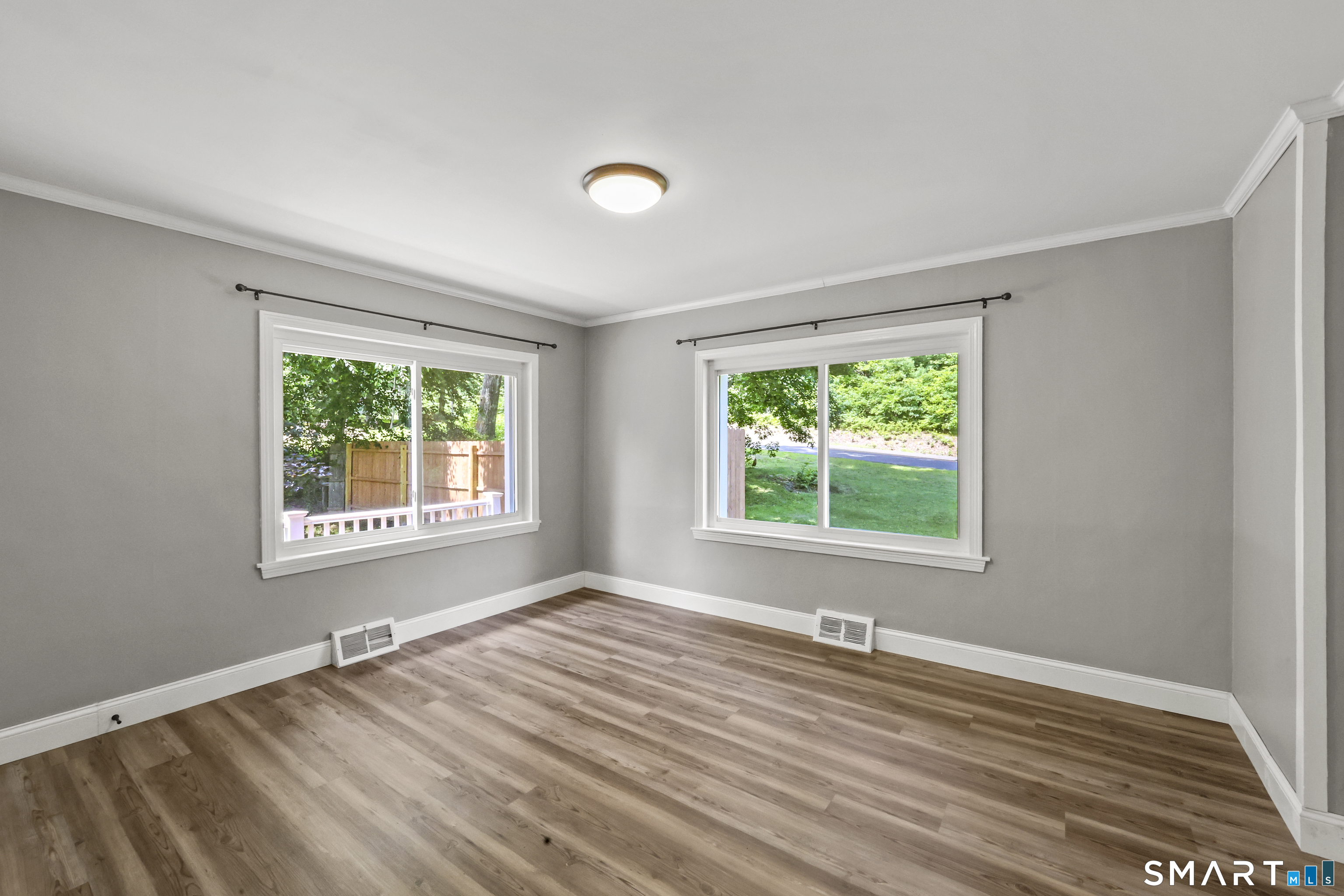 647 Willis Street Bristol CT 06010