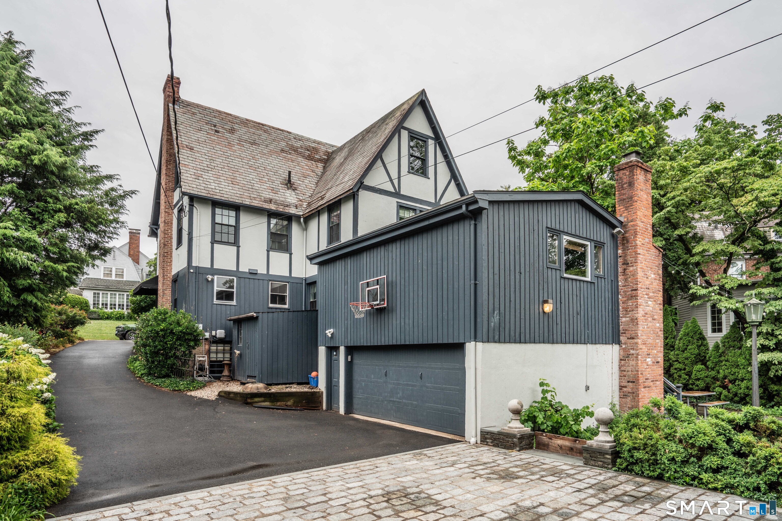 59 West Hill Drive West Hartford CT 06119
