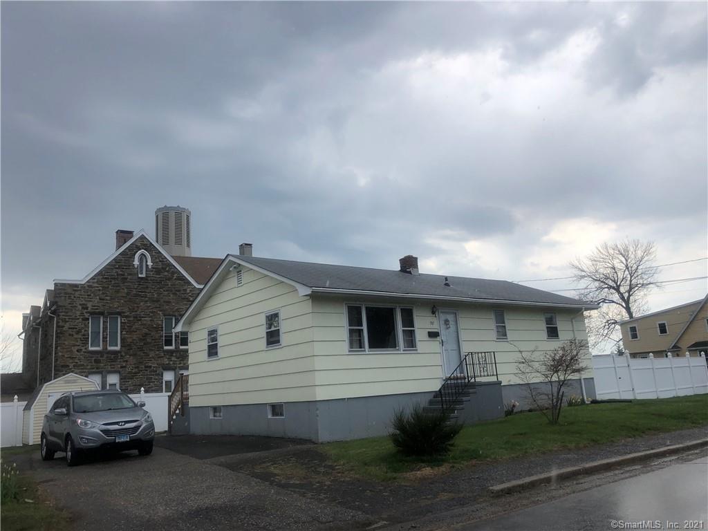 787 Knapps Highway Fairfield CT 06825