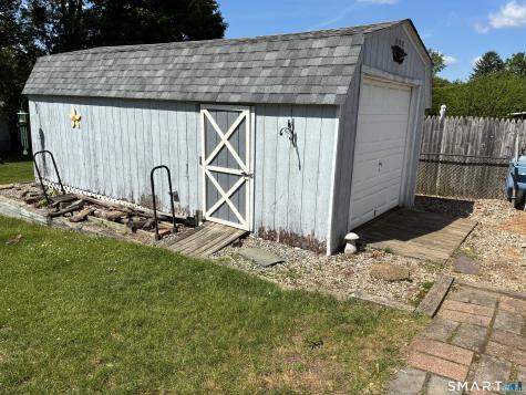 433 Reed Avenue Windsor Locks CT 06096