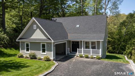 24 West Lakeview Road Plymouth CT 06782