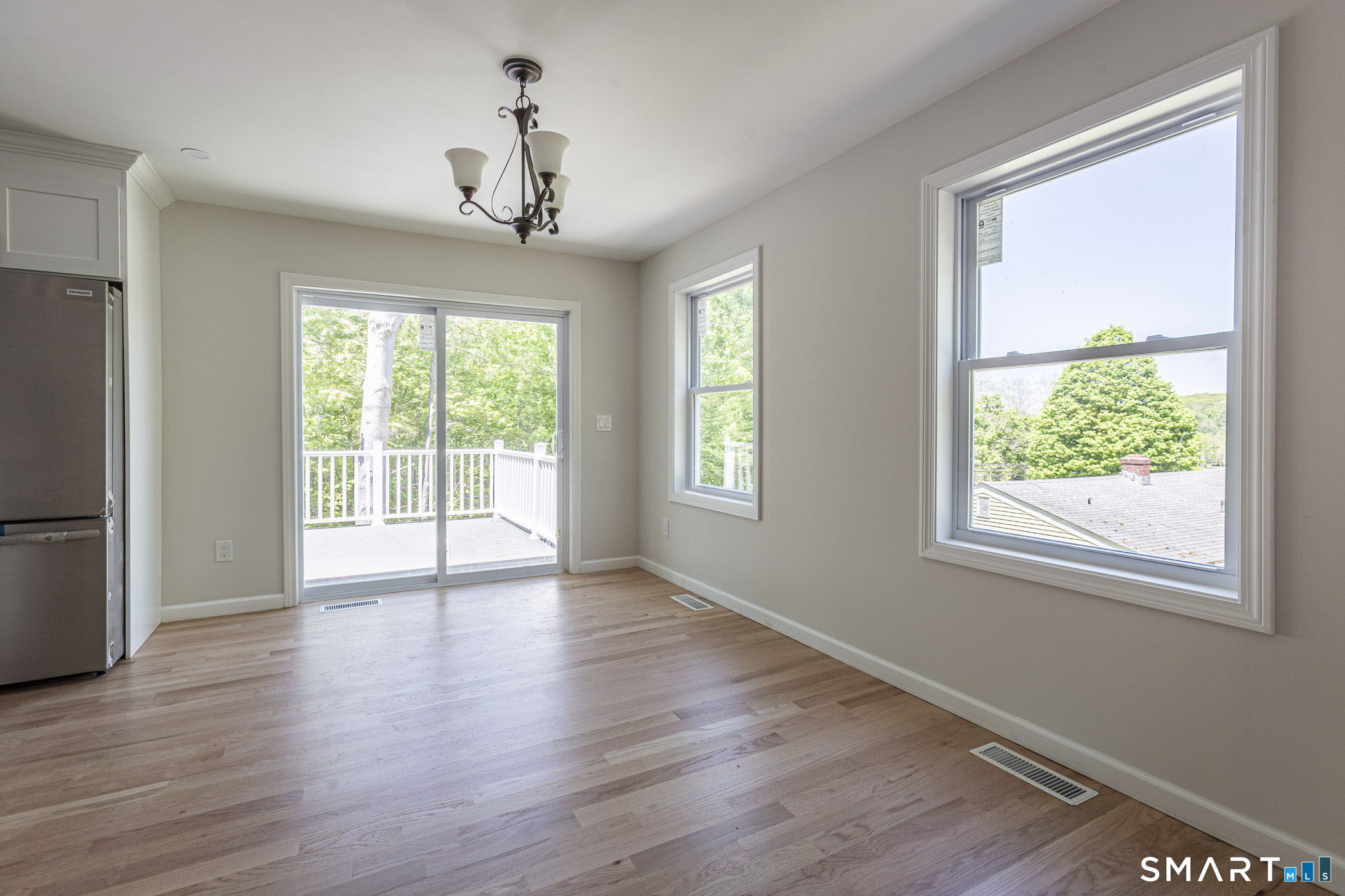 24 West Lakeview Road Plymouth CT 06782