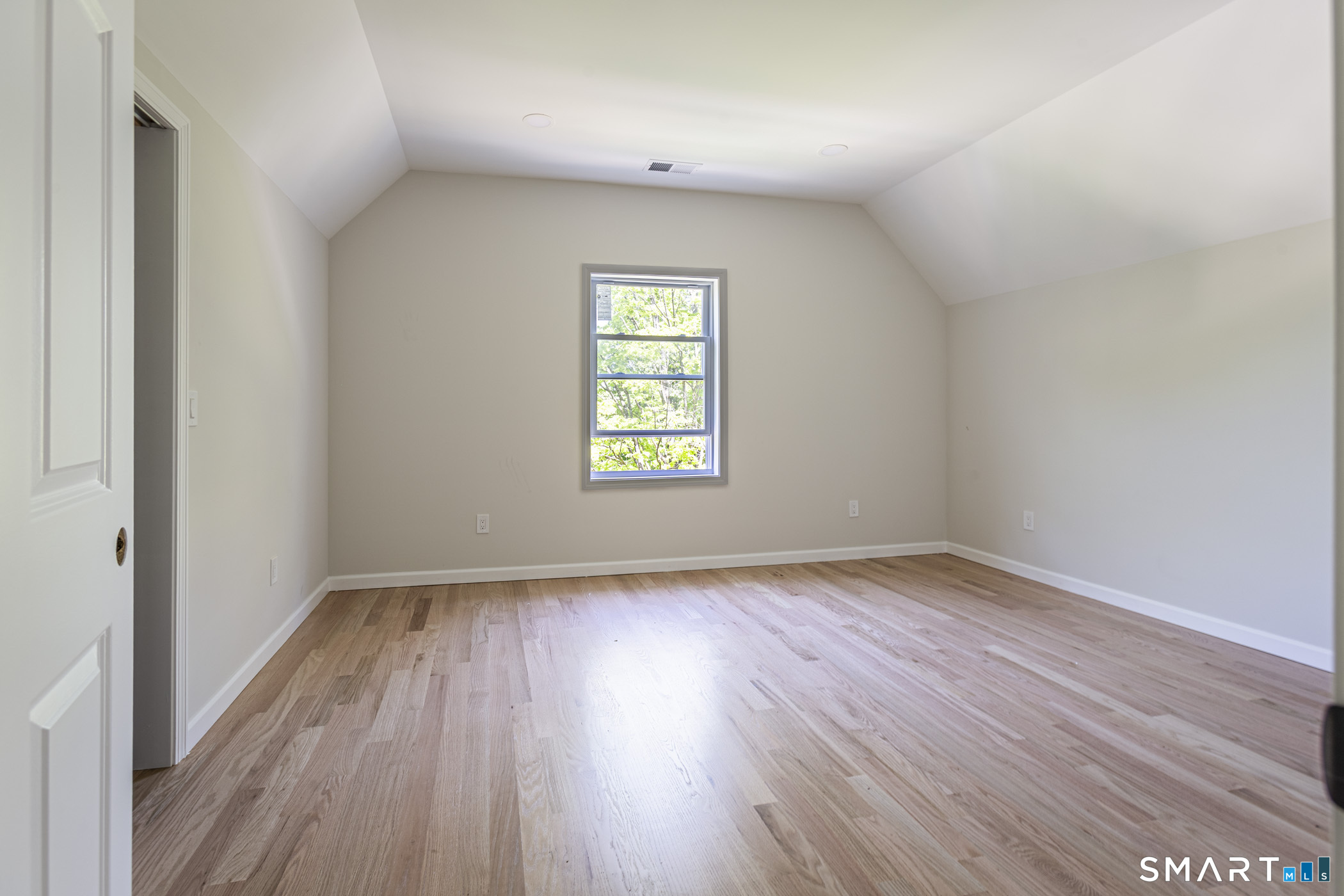 24 West Lakeview Road Plymouth CT 06782