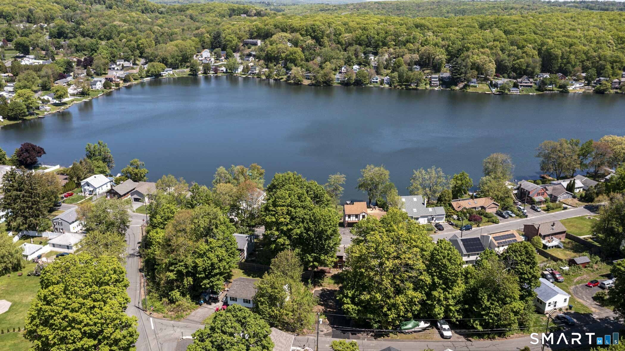 24 West Lakeview Road Plymouth CT 06782