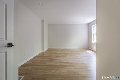 24 West Lakeview Road Plymouth CT 06782