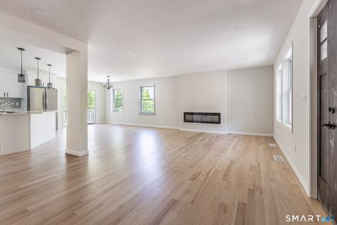 24 West Lakeview Road Plymouth CT 06782