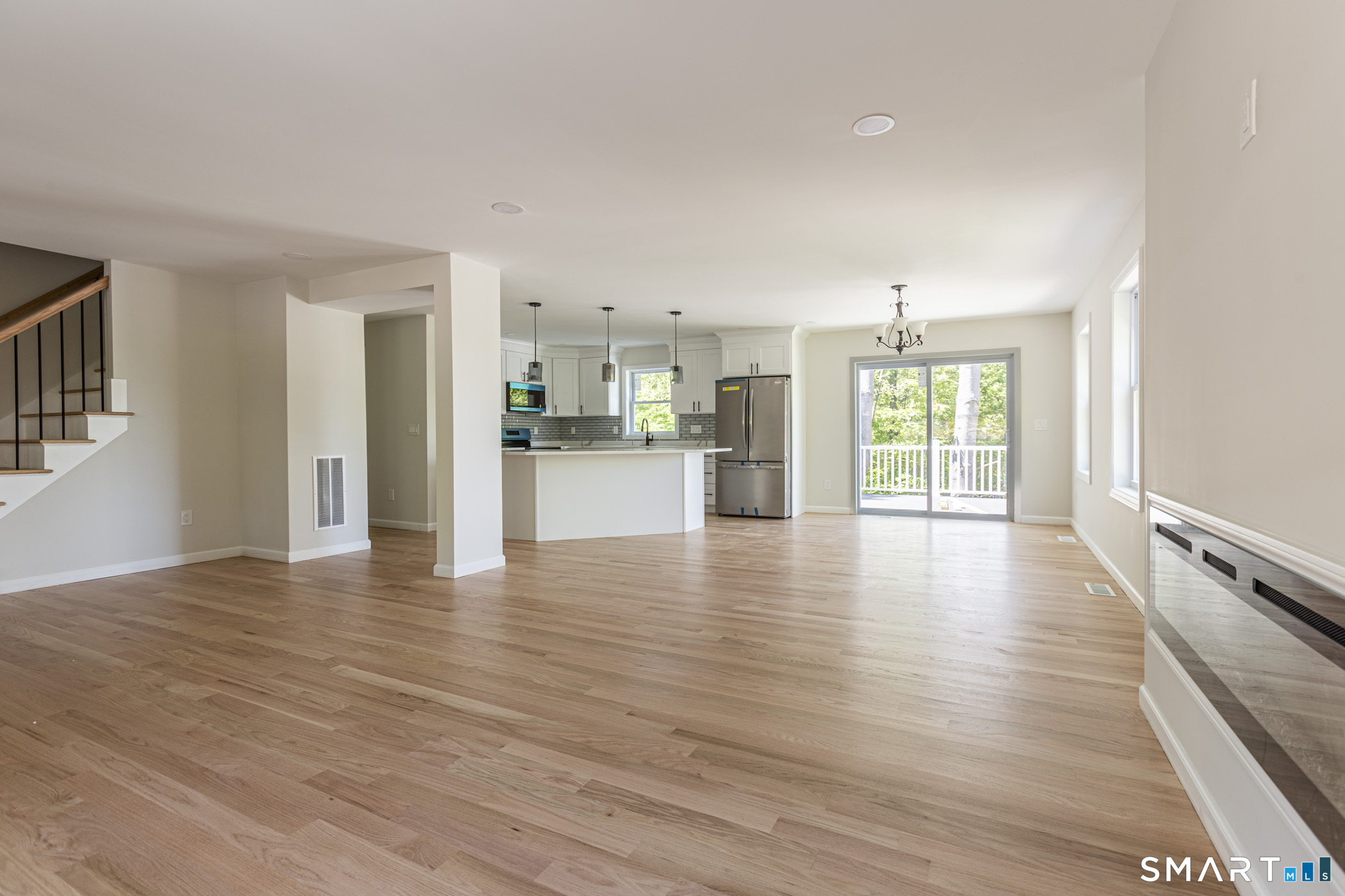 24 West Lakeview Road Plymouth CT 06782