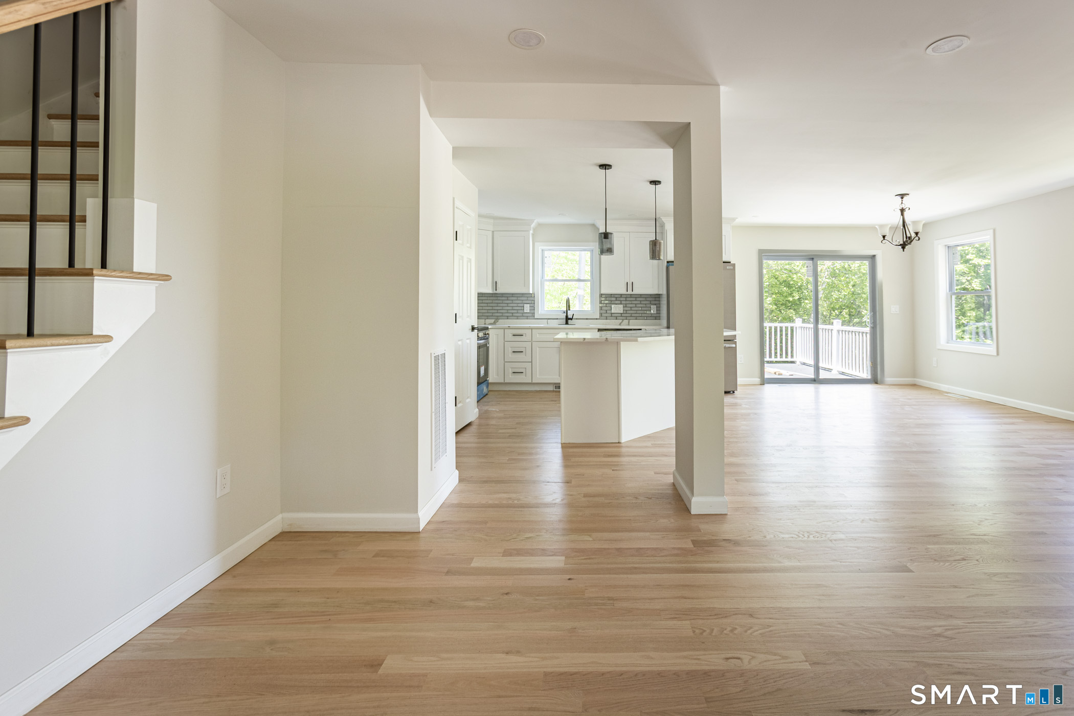 24 West Lakeview Road Plymouth CT 06782
