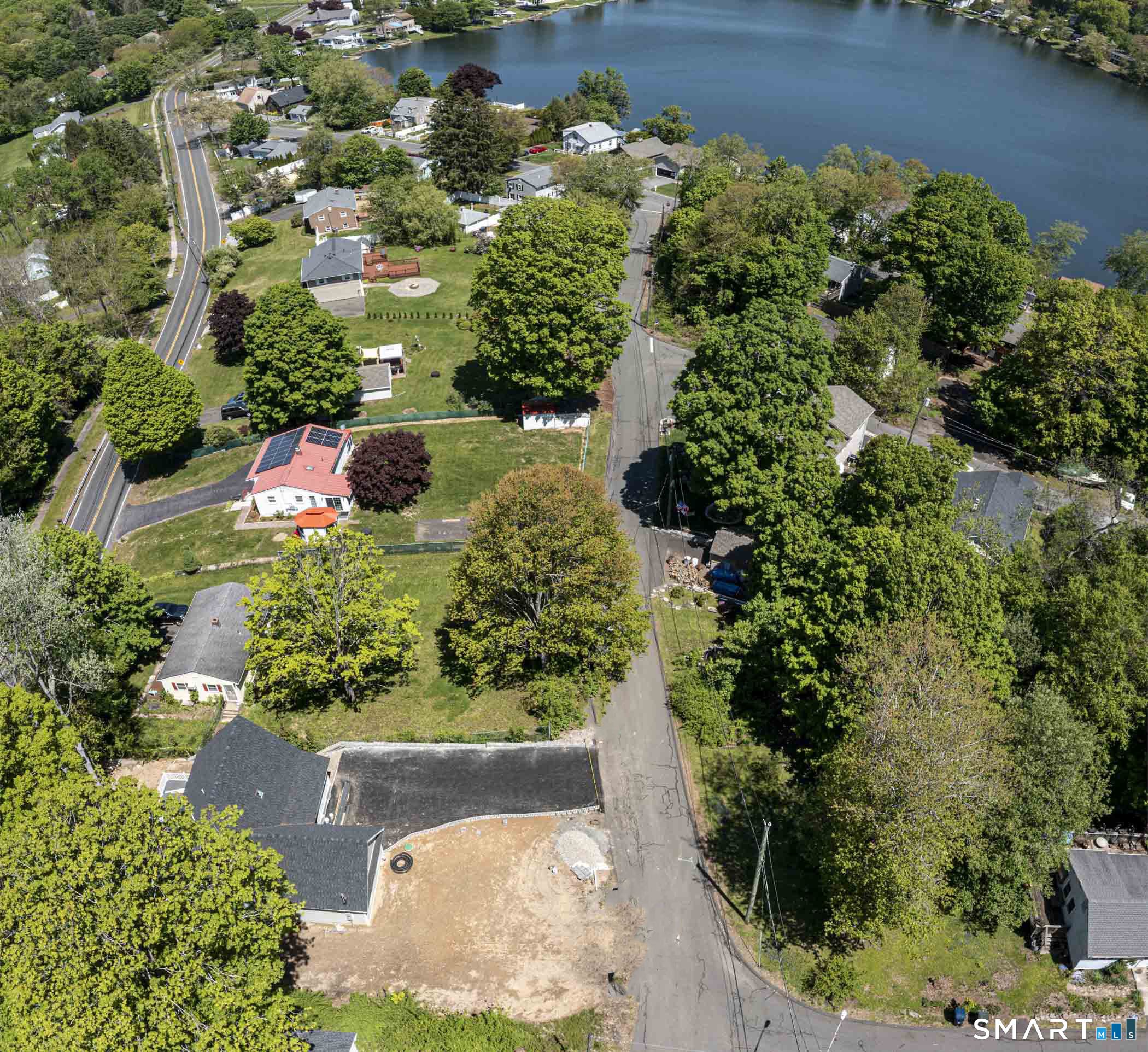 24 West Lakeview Road Plymouth CT 06782
