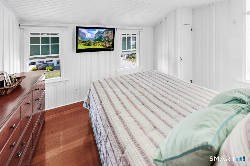 28 Gates Road Old Saybrook CT 06475