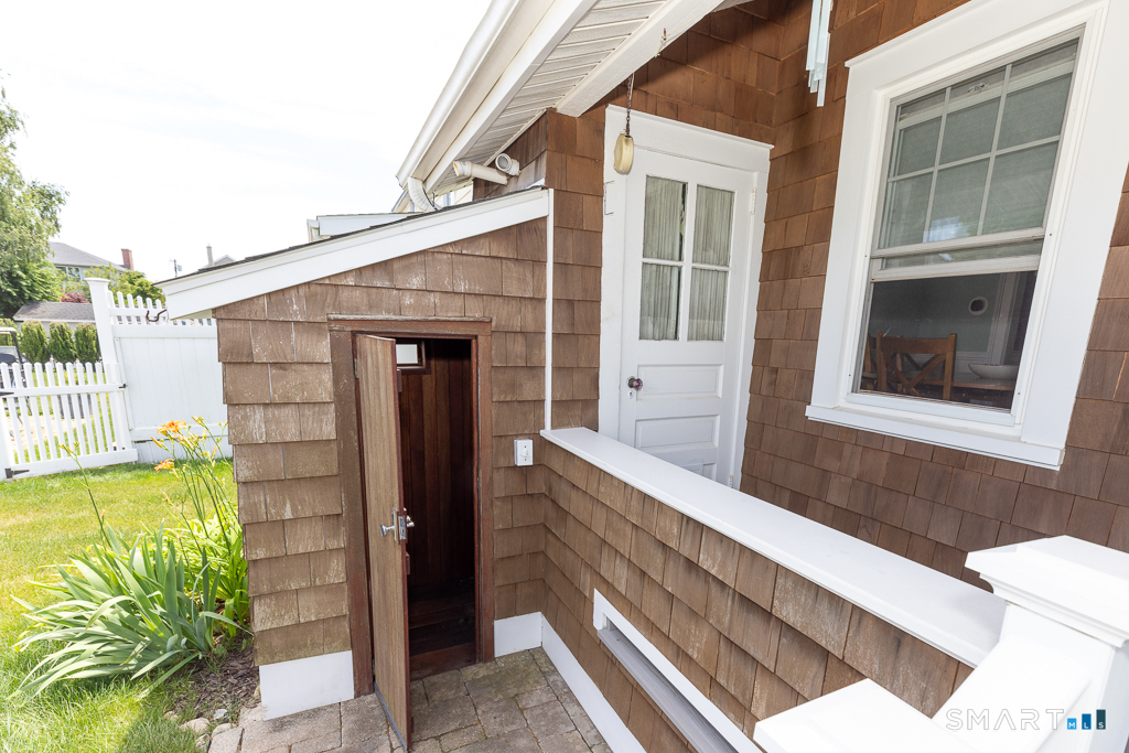 28 Gates Road Old Saybrook CT 06475