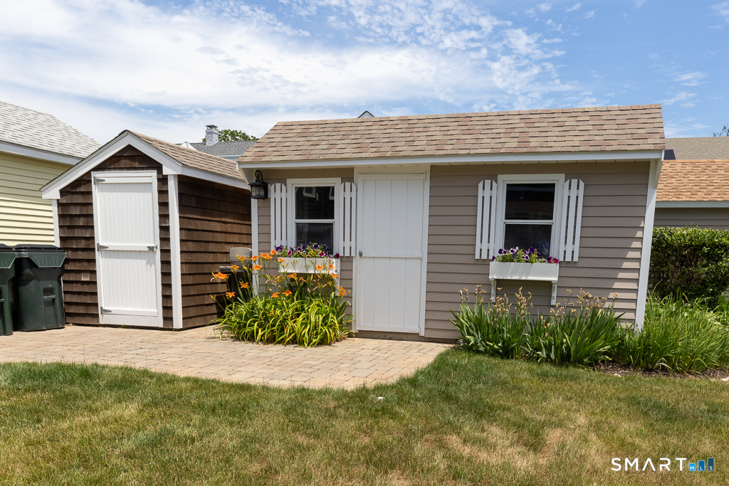 28 Gates Road Old Saybrook CT 06475