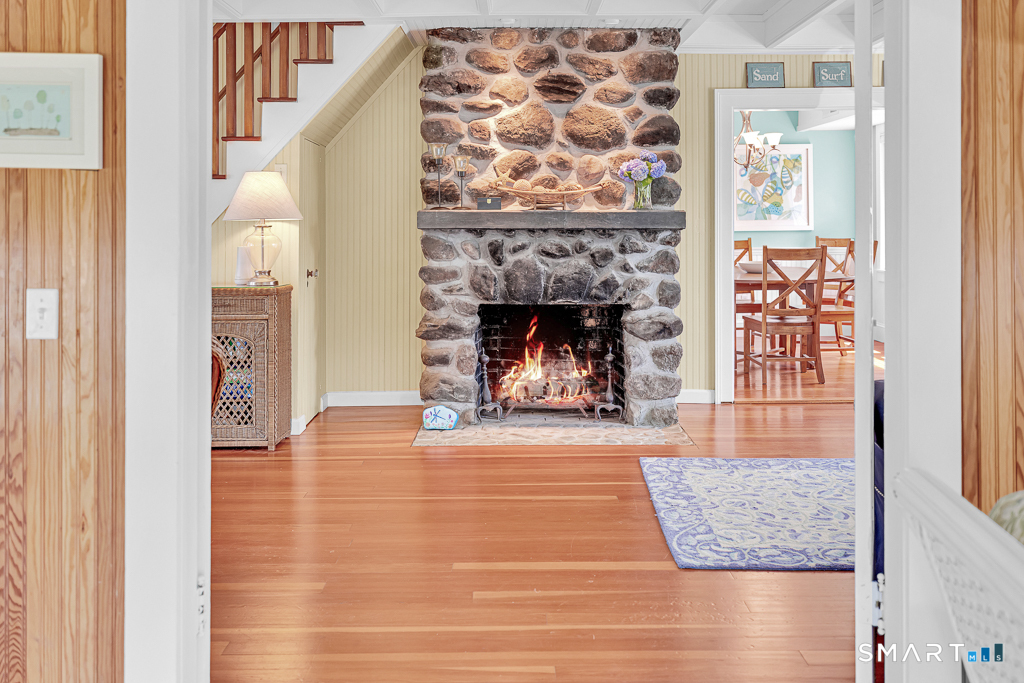 28 Gates Road Old Saybrook CT 06475