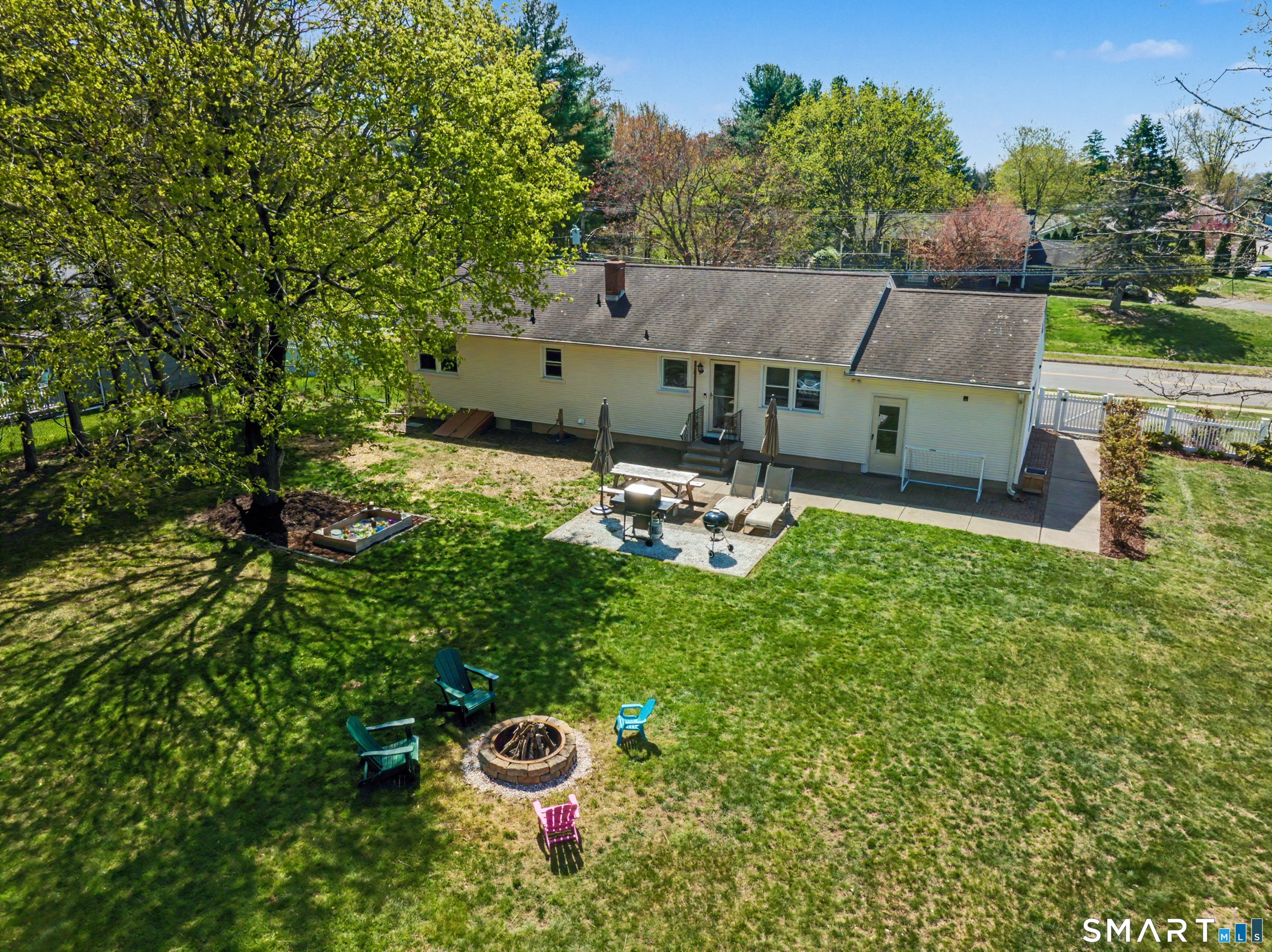 55 Surrey Drive North Haven CT 06473