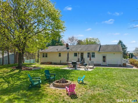 55 Surrey Drive North Haven CT 06473